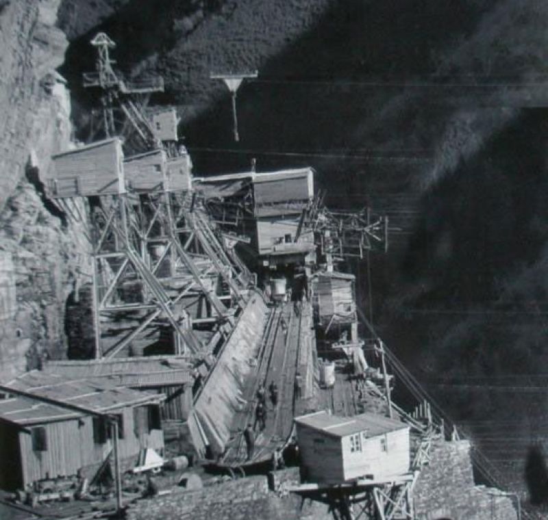Construcción de la presa y central de SALTOS DEL NAVIA, Asturias