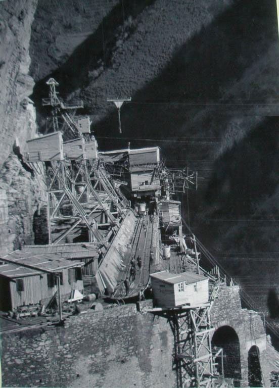 Construcción de la presa y central de SALTOS DEL NAVIA, Asturias